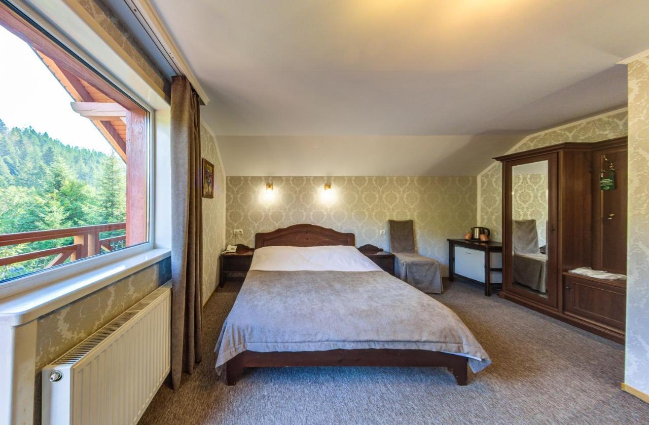 Karpatska Villa Mykulychyn Bagian luar foto