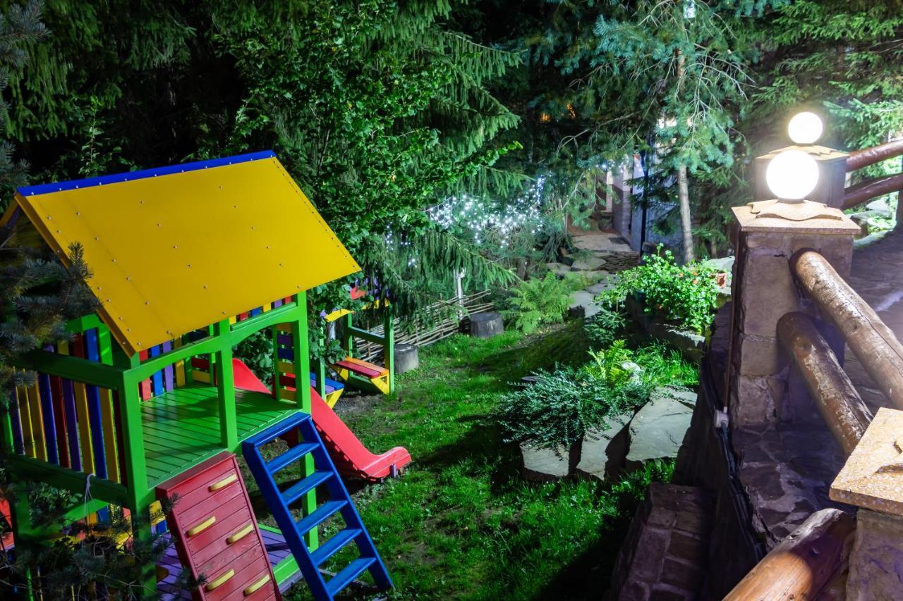 Karpatska Villa Mykulychyn Bagian luar foto
